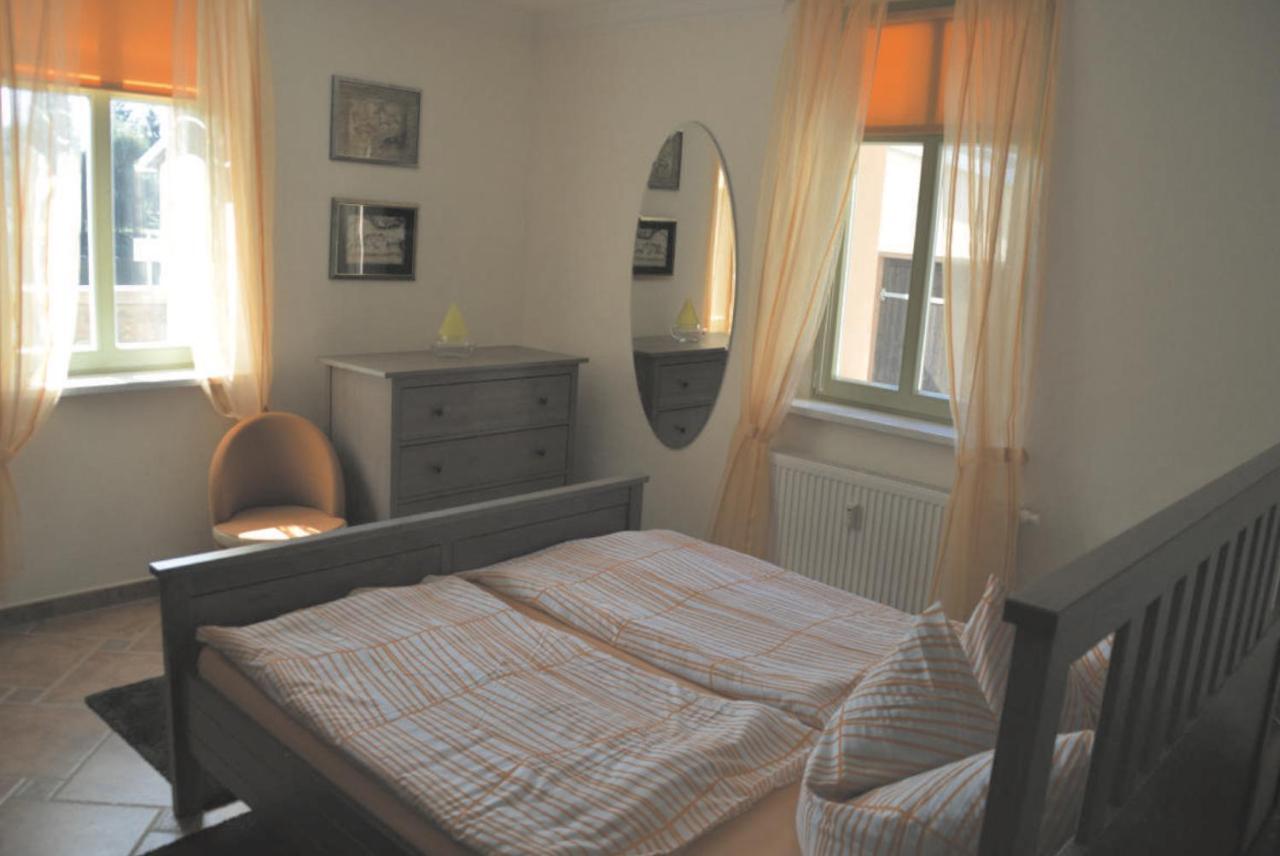 Ferienwohnung Am Schloss Rochlitz Exteriör bild